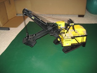 OHS P&H 4100XPB mining shovel 1/50th